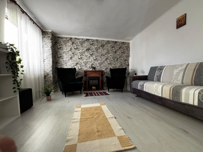 Busteni Casa de vacanta sau locuinta permanenta in Busteni, cartier Zamora- zona A